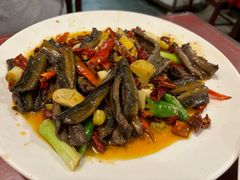 爆炒土鳝鱼-百年粉蒸牛肉
