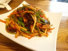 -天一朴素(武汉大学店)