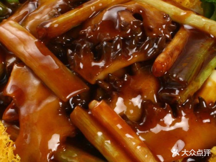 鹿城饭店葱烧梅花参图片