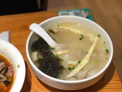 鲜肉馄饨-诚铭记·虾仁汤包·成都小吃(融创店)