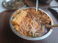 -柳州肥姨妈大骨螺蛳粉(老闵行店)