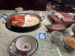 -鸿姐老火锅(龙阳店)