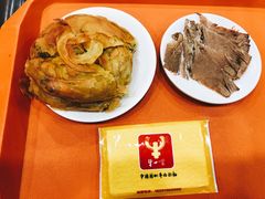 -牛一嘴·兰州牛肉面·大盘鸡(财富中心店)