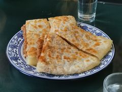 -溢心园香河肉饼总店