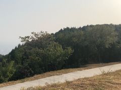 -鬼笑石后山停车场