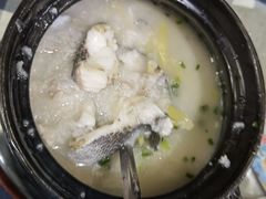 -钱大妈海鲜饭店(保利林语店)