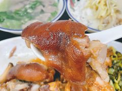 -明姨仔潮汕美食·碳炉猪脚·汕尾牛腩饭·起片鸡煲(起义路店)