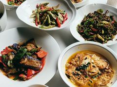 -洈水谣 · 地道荆州松滋菜(菱角湖公园店)