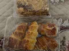 鲜奶牛角-爱德顺糕点食屋(利民道店)