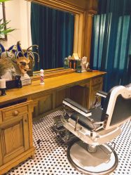 -TWOFACE 双面理发馆