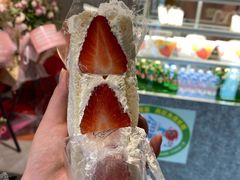 草莓三明治-Fruwich果明治(西单更新场店)
