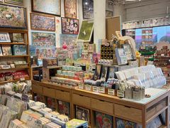 -猫的天空之城概念书店(杭州南宋御街店)