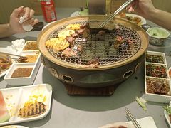 -山焱·炭火自助烤肉(周浦万达店)