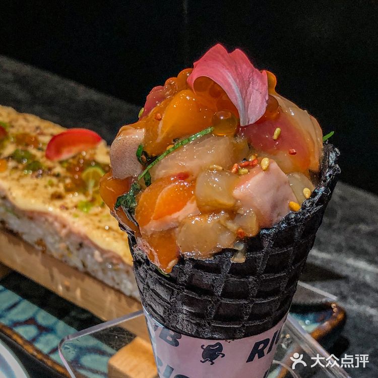 在广州‼️关于我唯一想推荐的创意日料好吃到爆