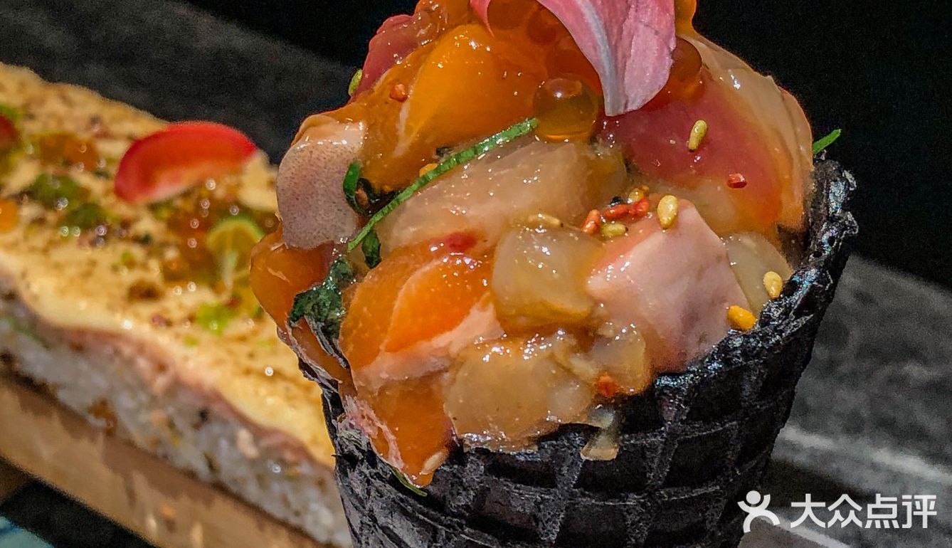 在广州‼️关于我唯一想推荐的创意日料好吃到爆