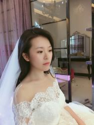 -挪娅婚纱摄影皇家会所