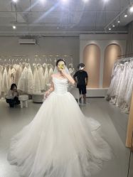 -GODDESS WHITE婚纱礼服(鹏城动力大厦店)