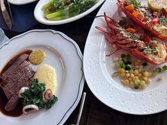 -福楼毕斯罗F Bistronome(国贸商城约会地标景观店)