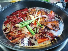 -四小区火锅·巷子里的重庆火锅(花照壁店)