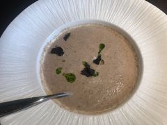 黑松露奶油蘑菇汤-庐灶江南·江南菜·四合院Bistro(东直门雍和宫·原华侨宾馆店)