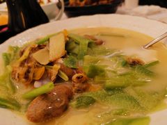 -围龙屋客家食府(福田店)