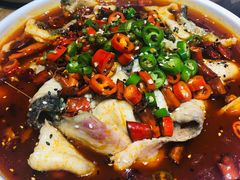 麻辣水煮鱼-叶派龙虾•招牌香辣蟹·海鲜(中海国际店)