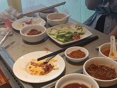 -海底捞火锅(新松江路店)