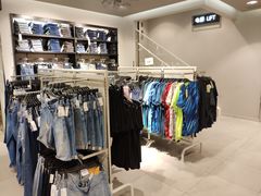 -H&M(天一广场店)
