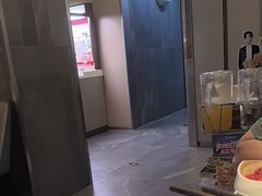 -海底捞火锅(长宁路龙之梦店)