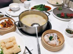 -煲王粤菜餐厅(中侨中心店)