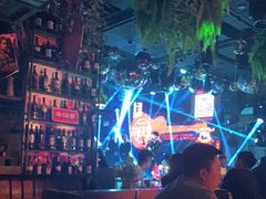 -胡桃里乐队酒馆