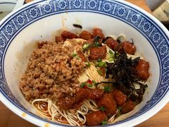 八宝辣酱面-沪西老弄堂面馆(定西路店)