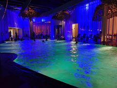 -上海滴水湖皇冠假日酒店