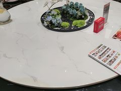 -阿瓦山寨·湘菜现炒·剁椒鱼头王(咸阳总店)