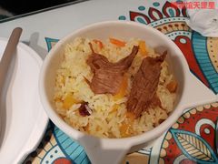 -楼兰古丽·新疆菜(大唐西市店)