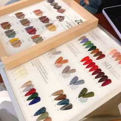 -纤纤玉手美甲美睫美容