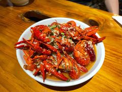金汤烧虾-琥珀老六龙虾(四里河店)