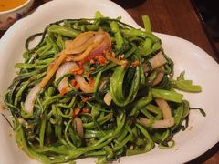 马拉盏炒通菜-大头虾越式风味餐厅(光明广场店)