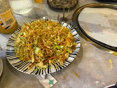 -沪上名羊天下•烤羊腿•东北烧烤•小龙虾(浦东直营总店)