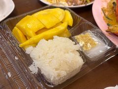 -J Daeng Seafood