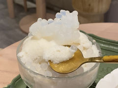 龙眼爽冰-杏甜品(尖沙咀加拿分道店)