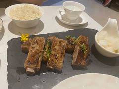炭烧牛肋排-闻见中国海南菜(K11店)