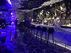 -OZONE 顶楼酒吧(香港丽思卡尔顿酒店)
