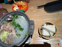 -川堂风·跷脚牛肉·乐山爆炒(宝山日月光店)