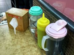 -丽虹云南过桥米线(兴工街店)