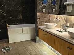 -灞柳驿酒店(香湖湾地铁站店)