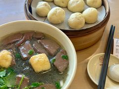 鸭血粉丝汤-佬钱湾仔(衣裳街店)