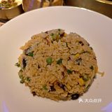 本碳水胃表示一份手工拉面不够吃！大盘鸡鸡肉可以少一点[抱拳]