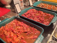 -广州万富希尔顿酒店·感趣自助餐厅·金秋蟹宴生蚝海鲜刺身