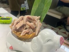 -洪氏嗨捞·广东猪肚鸡·椰子鸡火锅(西咸万象城店)